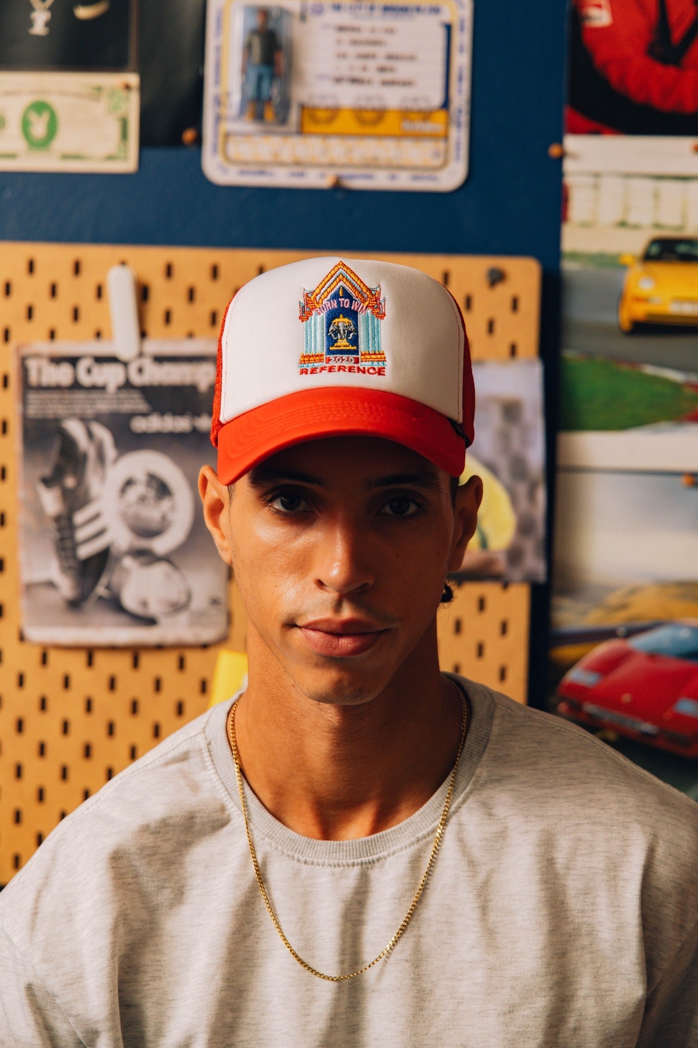 Carnival Trucker (White/Red)
