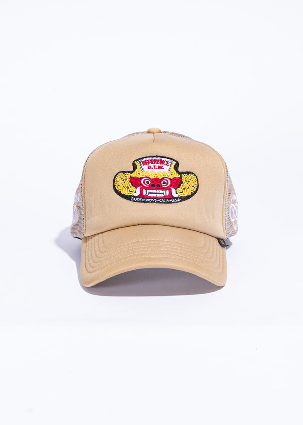 Fangs Trucker (Tan)