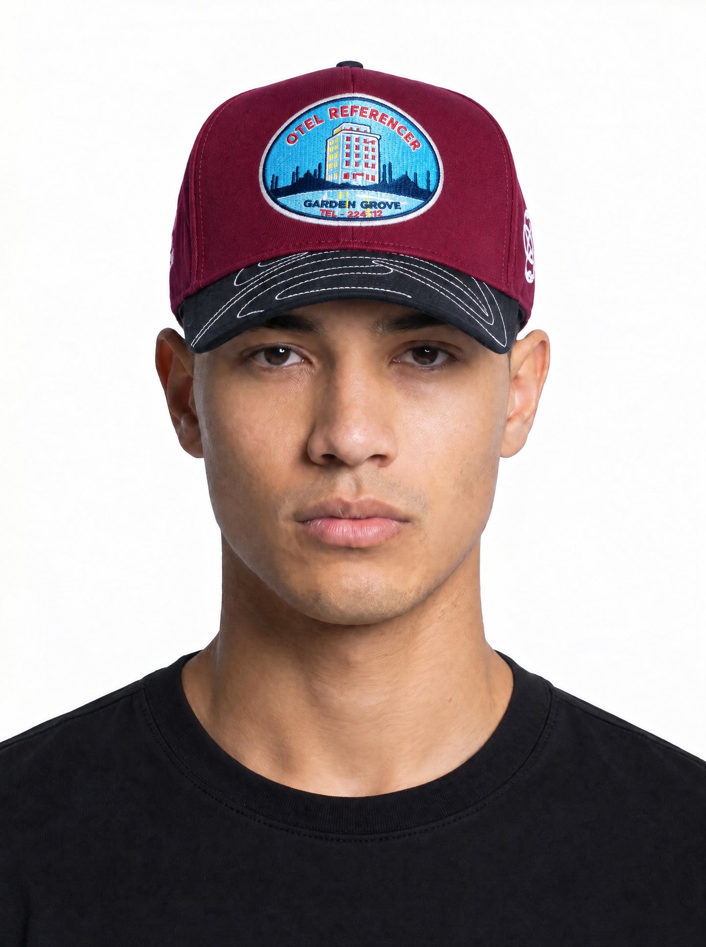 Otel Referencer (Maroon/Black)